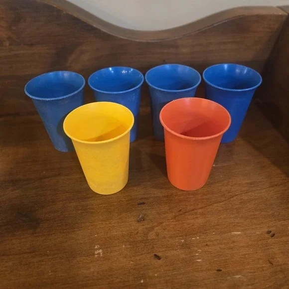 Vintage Tupperware Bell Tumblers Kids Cups Model 109 Blue Orange Yellow Lot 6 - Picture 16 of 16